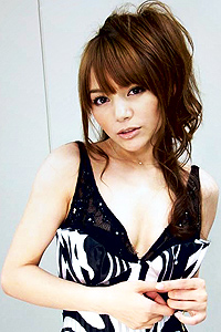 Tina Yuzuki em Yakuza 4